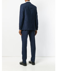Темно-синий костюм от Lardini