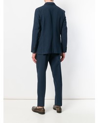 Темно-синий костюм от Caruso