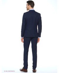 Темно-синий костюм от Donatto