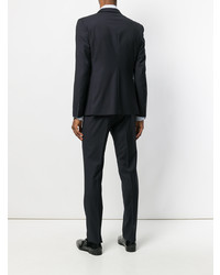 Темно-синий костюм от Tagliatore