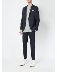 Темно-синий костюм от Neil Barrett