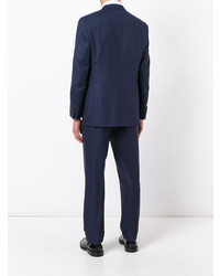 Темно-синий костюм от Brioni