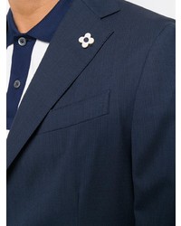 Темно-синий костюм от Lardini