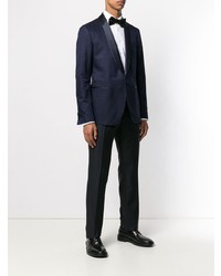 Темно-синий костюм от Salvatore Ferragamo