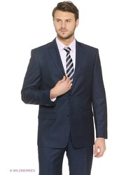 Темно-синий костюм от Valenti