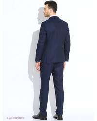 Темно-синий костюм от Valenti