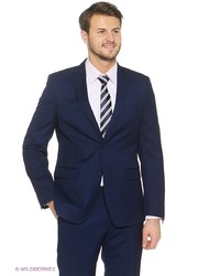 Темно-синий костюм от Valenti