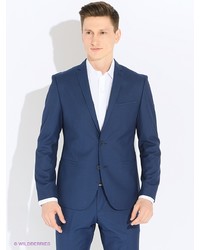 Темно-синий костюм от Valenti