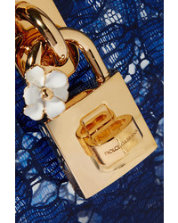 Темно-синий кружевной клатч от Dolce & Gabbana