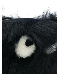 Темно-синий меховой клатч от Anya Hindmarch