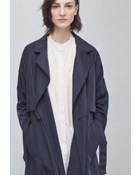 Женский темно-синий плащ от Mango