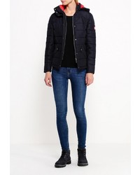 Женский темно-синий пуховик от Barbour