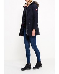 Женский темно-синий пуховик от Barbour