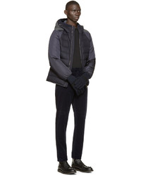 Мужской темно-синий пуховик от Moncler