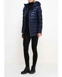 Женский темно-синий пуховик от North Face