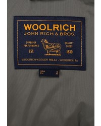 Мужской темно-синий пуховик от Woolrich