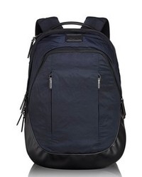 Темно-синий рюкзак
