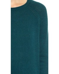 Женский темно-синий свитер с круглым вырезом