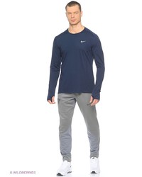 Мужской темно-синий свитер от Nike