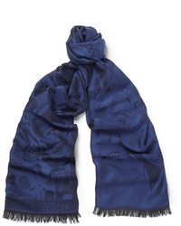 Мужской темно-синий шелковый шарф от Alexander McQueen