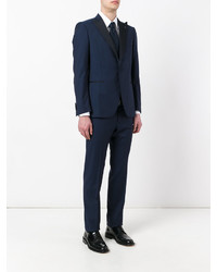 Темно-синий шерстяной костюм от Lardini