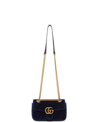 Темно-синяя бархатная сумка через плечо от Gucci