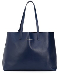 Темно-синяя большая сумка от WANT Les Essentiels