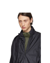 Мужская темно-синяя ветровка от Moncler