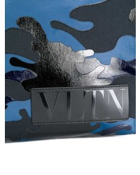 Мужская темно-синяя кожаная большая сумка с камуфляжным принтом от Valentino