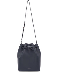 Темно-синяя кожаная сумка-мешок от Mansur Gavriel