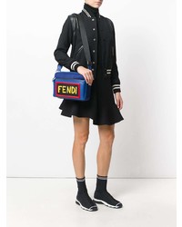 Темно-синяя кожаная сумка почтальона с принтом от Fendi