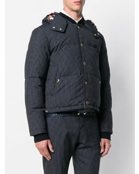 Мужская темно-синяя куртка-пуховик в вертикальную полоску от Thom Browne