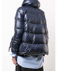 Женская темно-синяя куртка-пуховик от Sacai