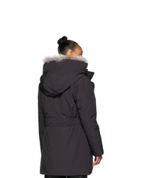 Женская темно-синяя парка от Canada Goose