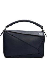 Женская темно-синяя сумка с геометрическим рисунком от Loewe