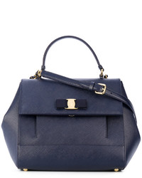 Женская темно-синяя сумка от Salvatore Ferragamo