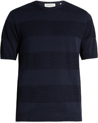 Темно-синяя футболка с круглым вырезом в горизонтальную полоску