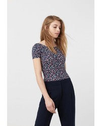 Женская темно-синяя футболка от Mango