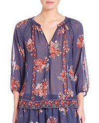 Темно-синяя шелковая блузка с цветочным принтом