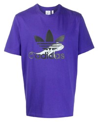 Мужская фиолетовая футболка с круглым вырезом с принтом от adidas