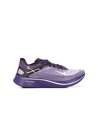 Женские фиолетовые кроссовки от Nike