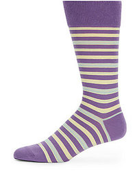 Фиолетовые носки в горизонтальную полоску