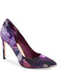 Фиолетовые сатиновые туфли
