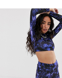 Фиолетовый короткий свитер