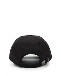 Мужская черная бейсболка от North Face