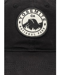 Мужская черная бейсболка от North Face