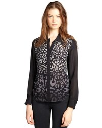 Черная блуза на пуговицах с леопардовым принтом