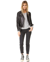 Черная блузка от Chaser