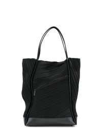Черная большая сумка из плотной ткани от Pleats Please By Issey Miyake