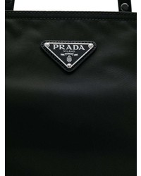 Черная большая сумка из плотной ткани от Prada